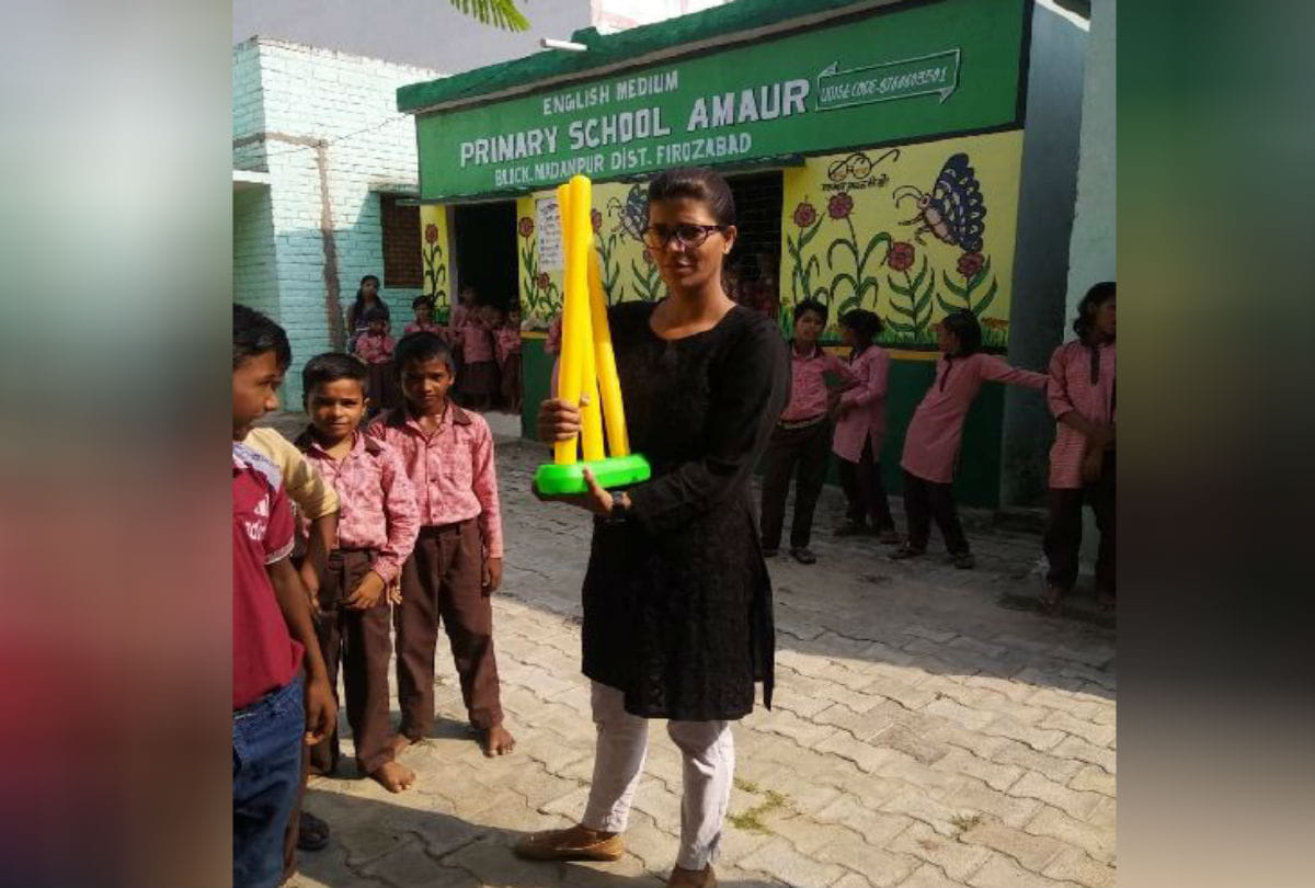 Teachers day 2019: School with Selfie Point Student Read and Play Games
