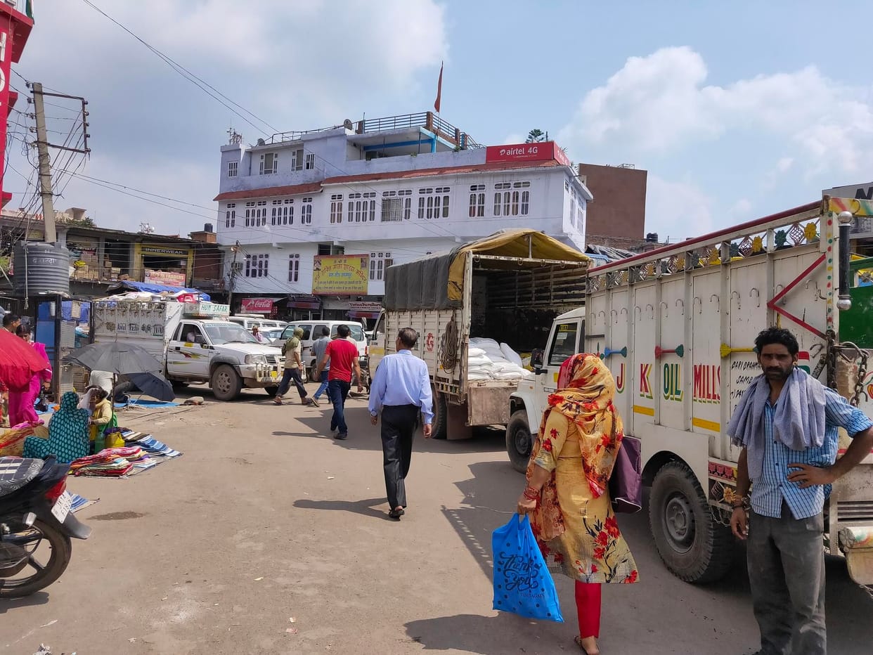 bus stand