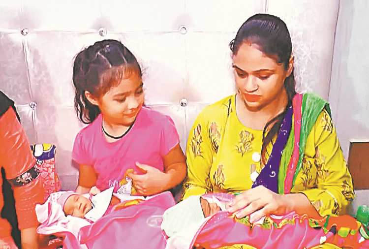 Good News, Happiness In A family Of Amritsar After Twins Daughter's Birth