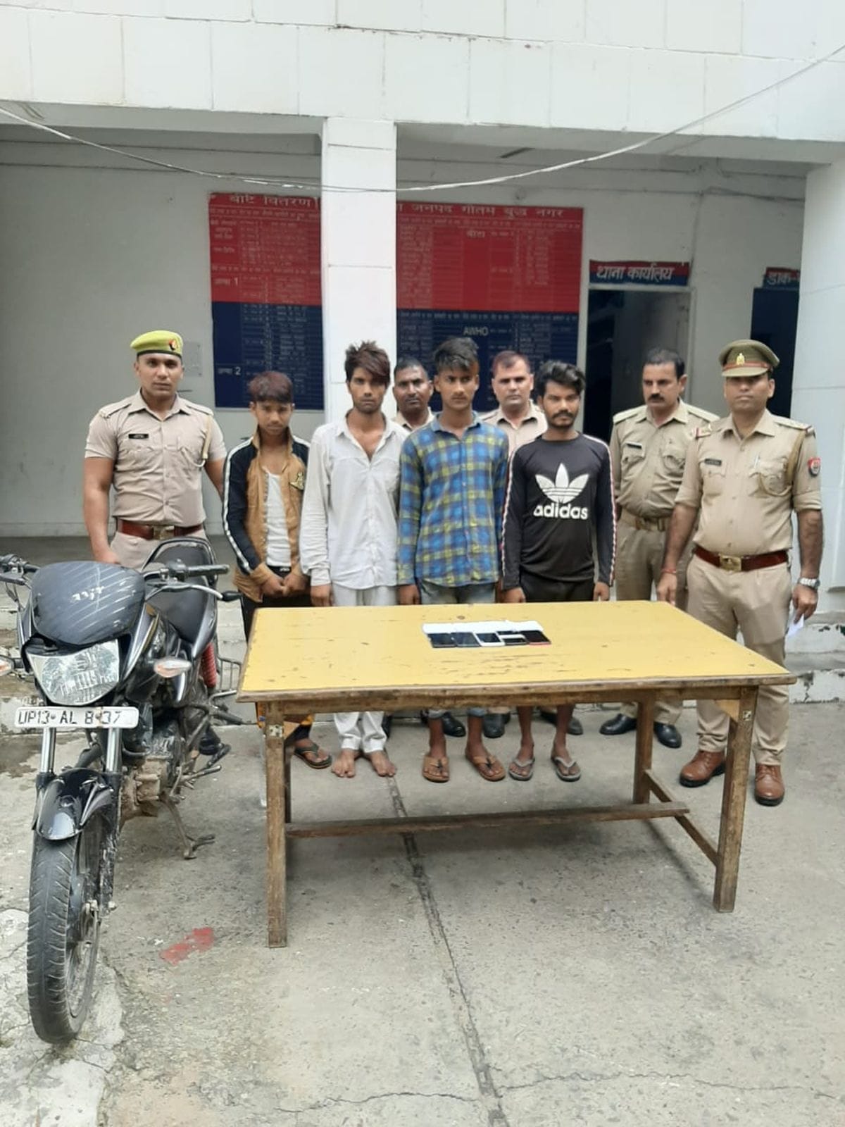 Tiktok hero arrested in mobile robbery