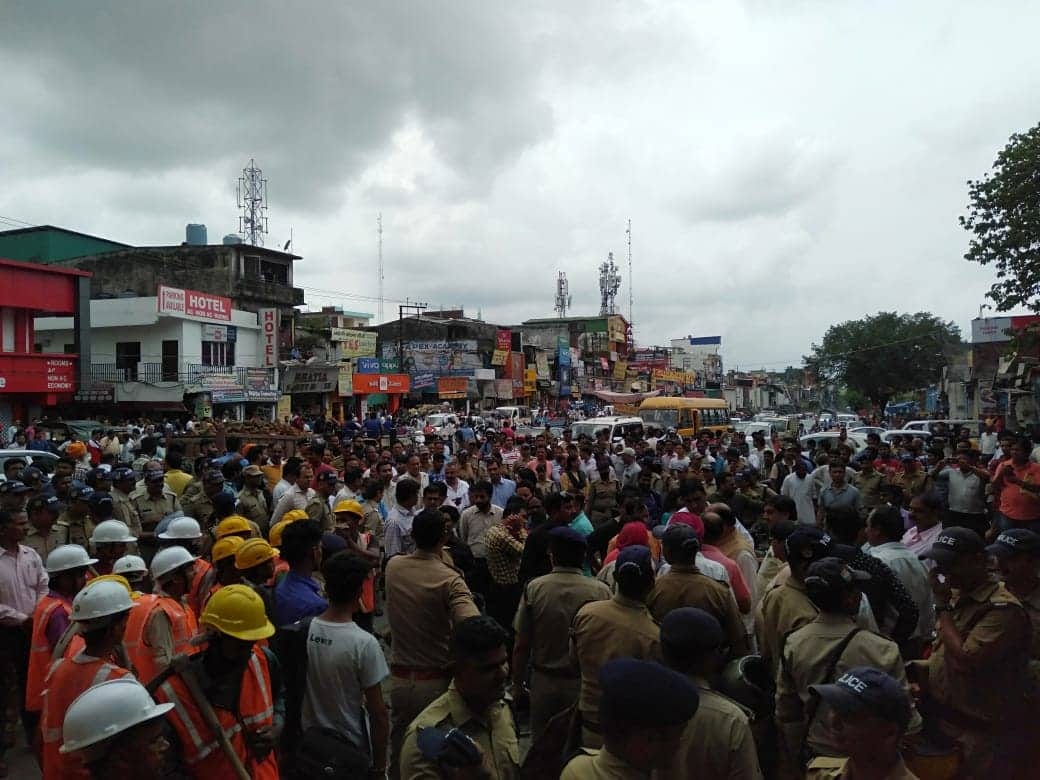 encroachment removal campaign in dehradun first day photos