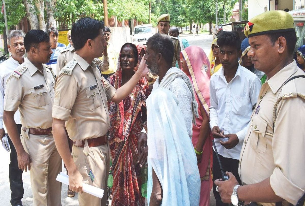 Family sit on Hunger Stike on Dannahar Police Station Mainpuri