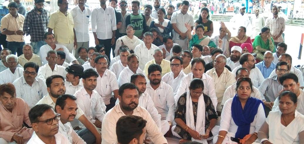 Harish Rawat protest in Haridwar against demolition of Delhi Sant Ravidas temple