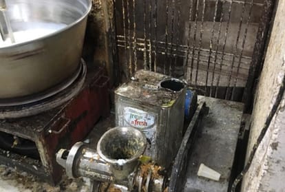 60 Percent kitchen of hotel and restaurent  are not fit for cooking food