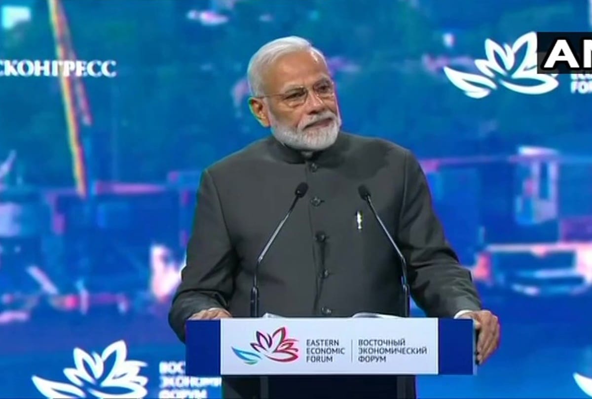 Prime Minister Modi inaugurates indo russian innovation bridge in Russia