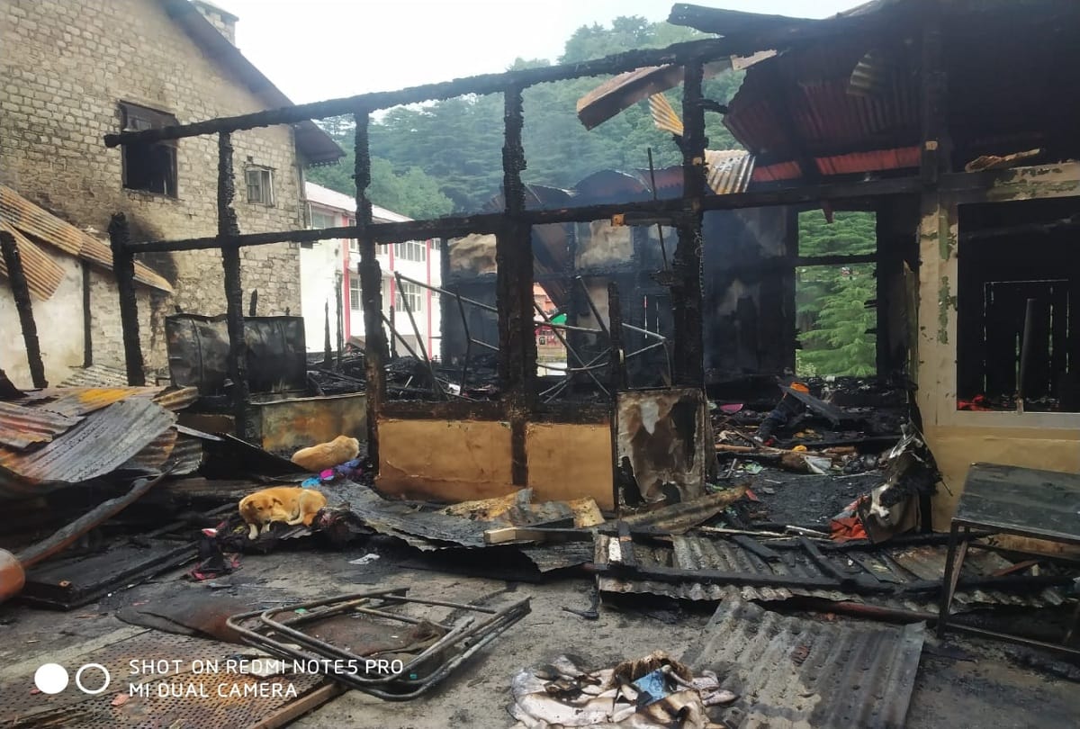 fire in Dalhousie Gandhi Market in himachal pradesh