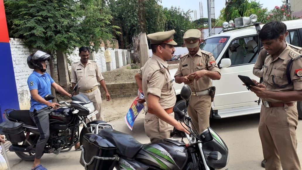 CO invoiced sub Inspector without putting on his helme