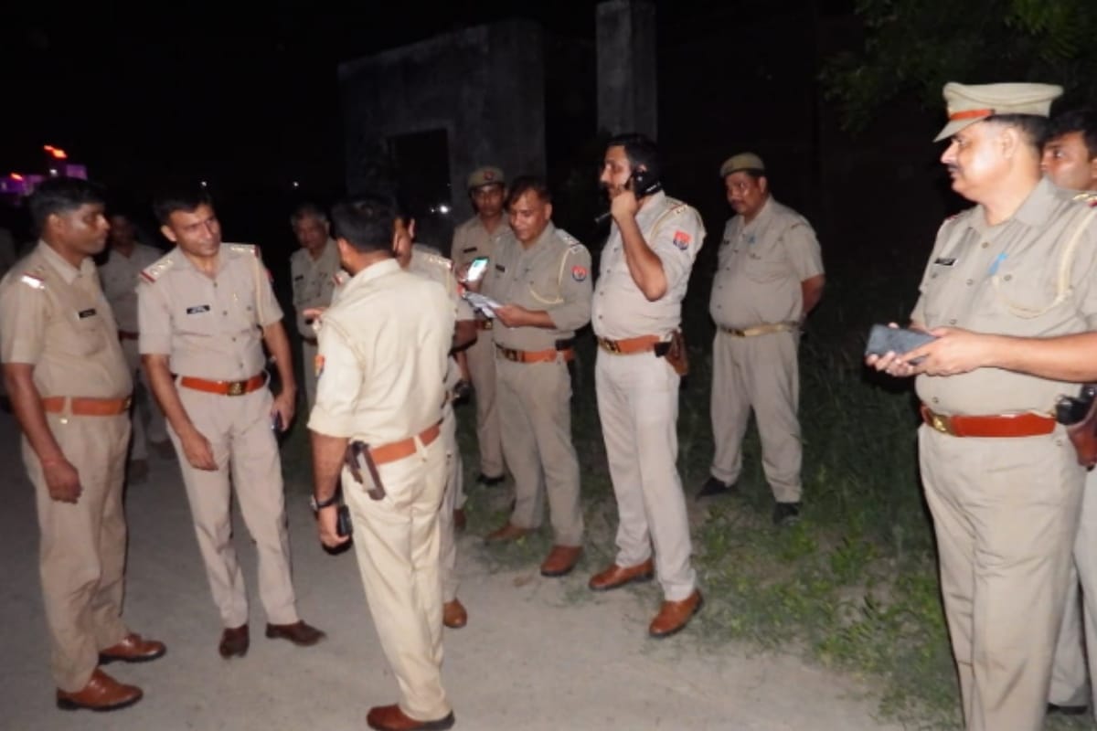Wife gave birth to son at the time of husband's death in encounter at Muzaffarnagar