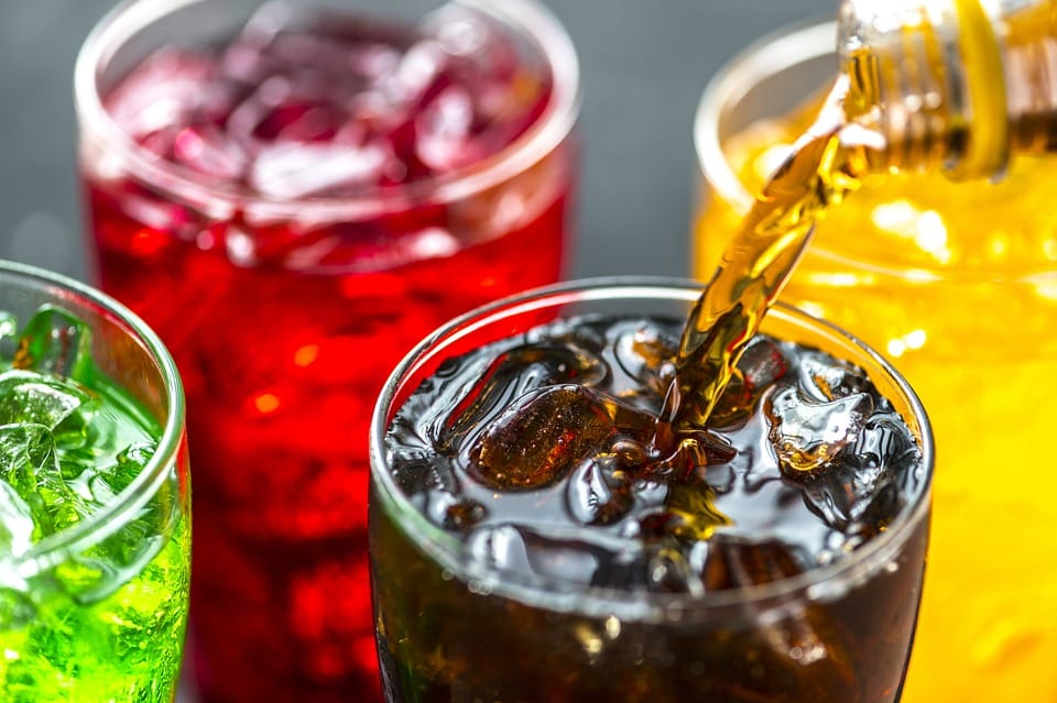 Apple Juice Study Reveals Potential Harmful Substances in Packaged Juices News in Hindi