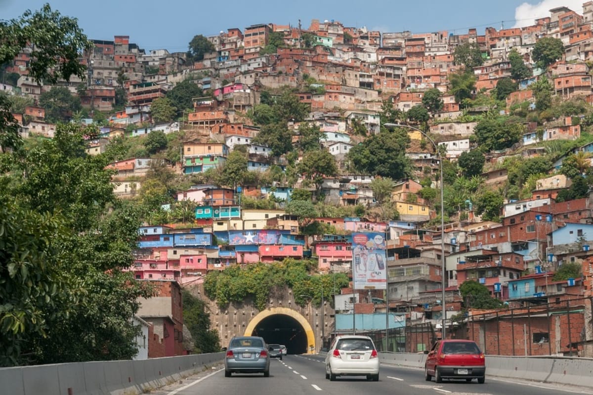 top 10 best and worst cities in world to live 2019