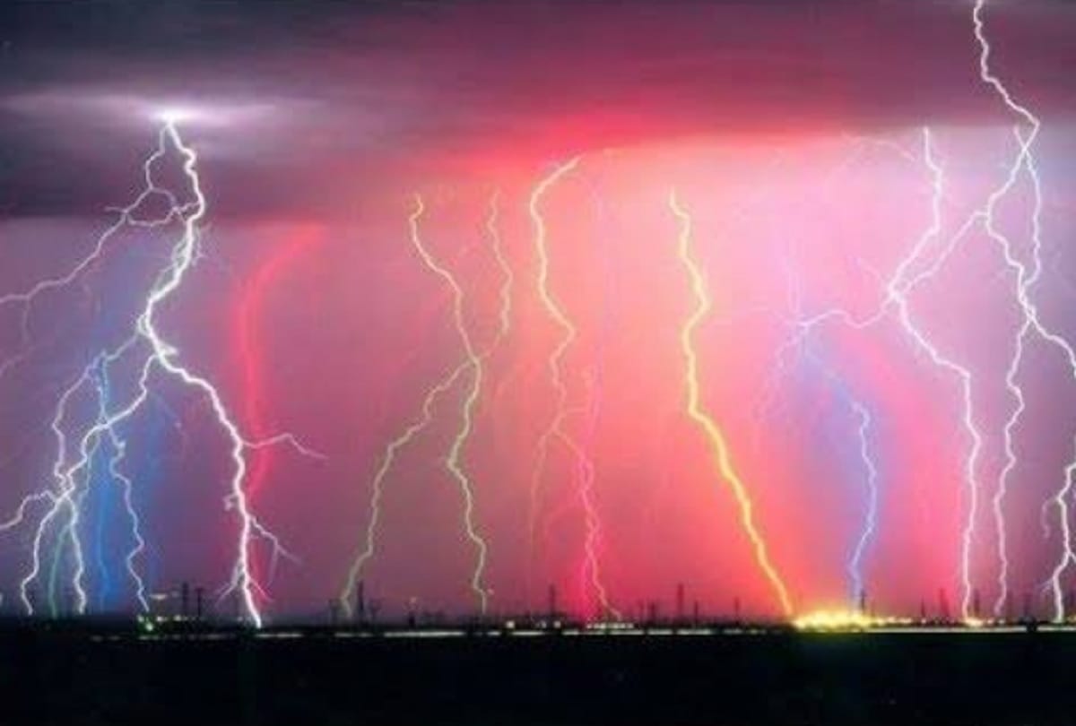 know about beacon of maracaibo mysterious place in venezuela which is the most electric place on the earth