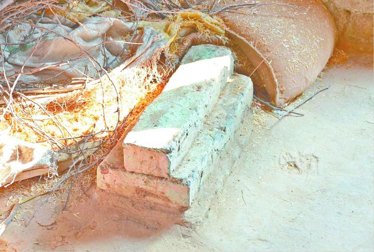 muslims buried the dead body in the house in mainpuri