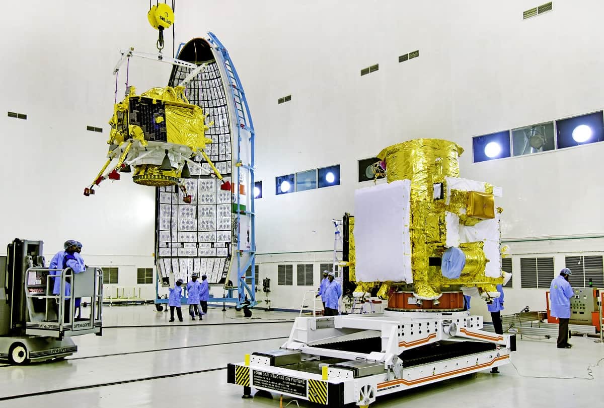 Chandrayaan 2 mission bollywood memes viral on social media