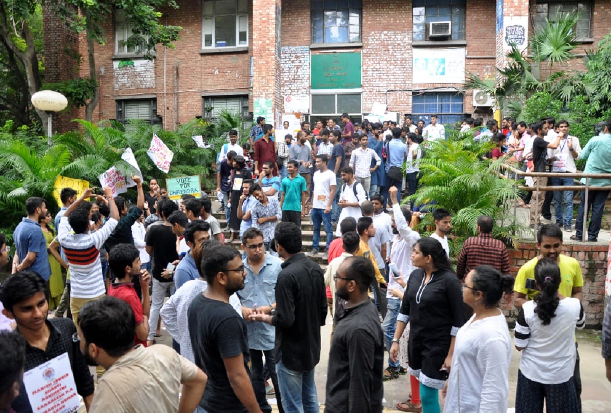 prof vandana gupta free after 36 hours