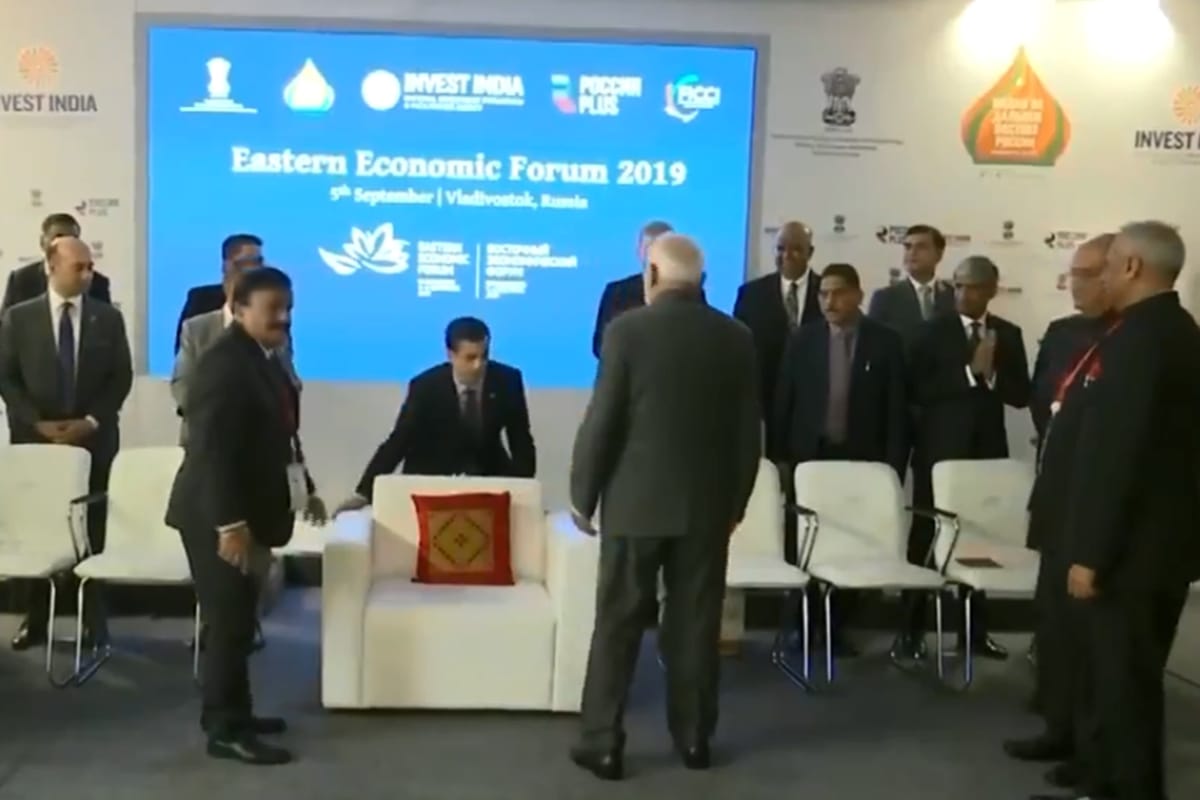 PM Modi refuses sofa and opts for chair at photo session in vladivostok, Piyush Goyal share video