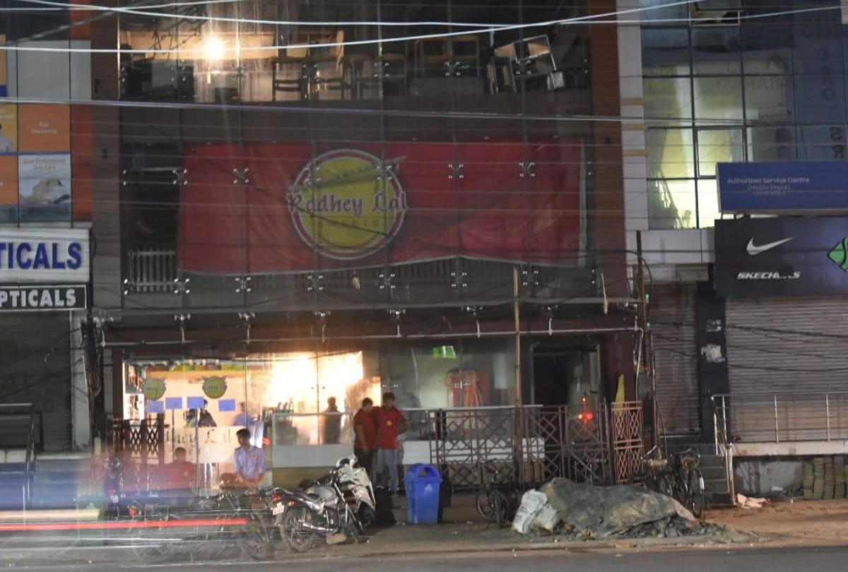 food licence of radhey lal sweets suspended
