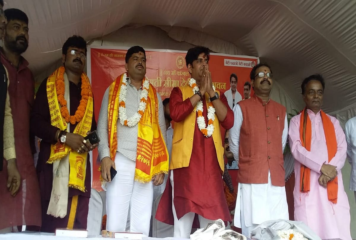 Developing Gorakhpur is first priority says BJP MP Ravi Kishan at Paternal village Mamkhor