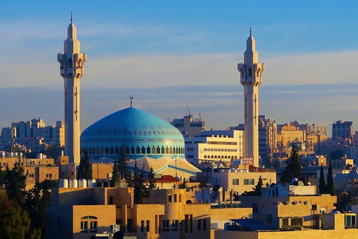 travel least known less expensive beautiful cities of world 2019