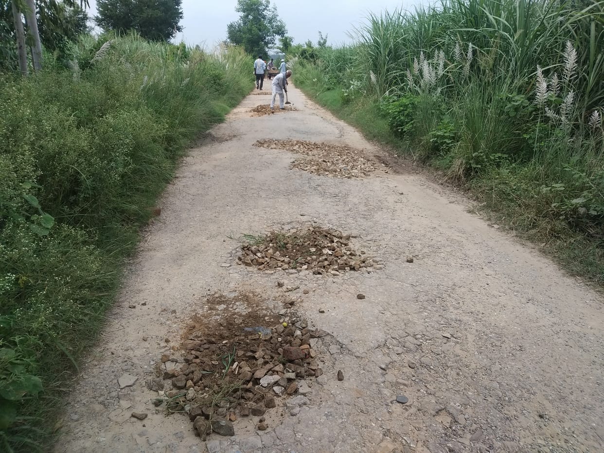 Lucknow team investigated the road