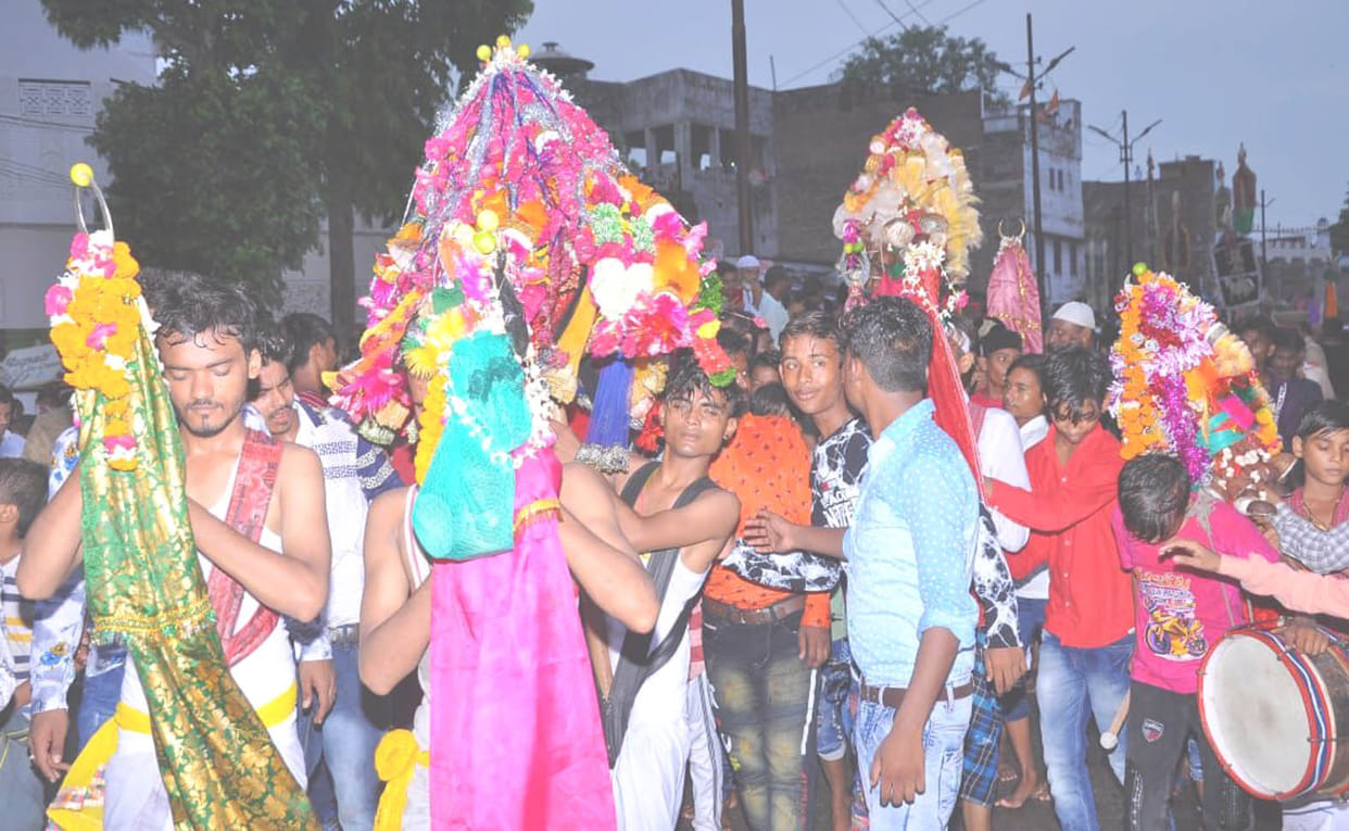 Alam, placenta and tajiya procession