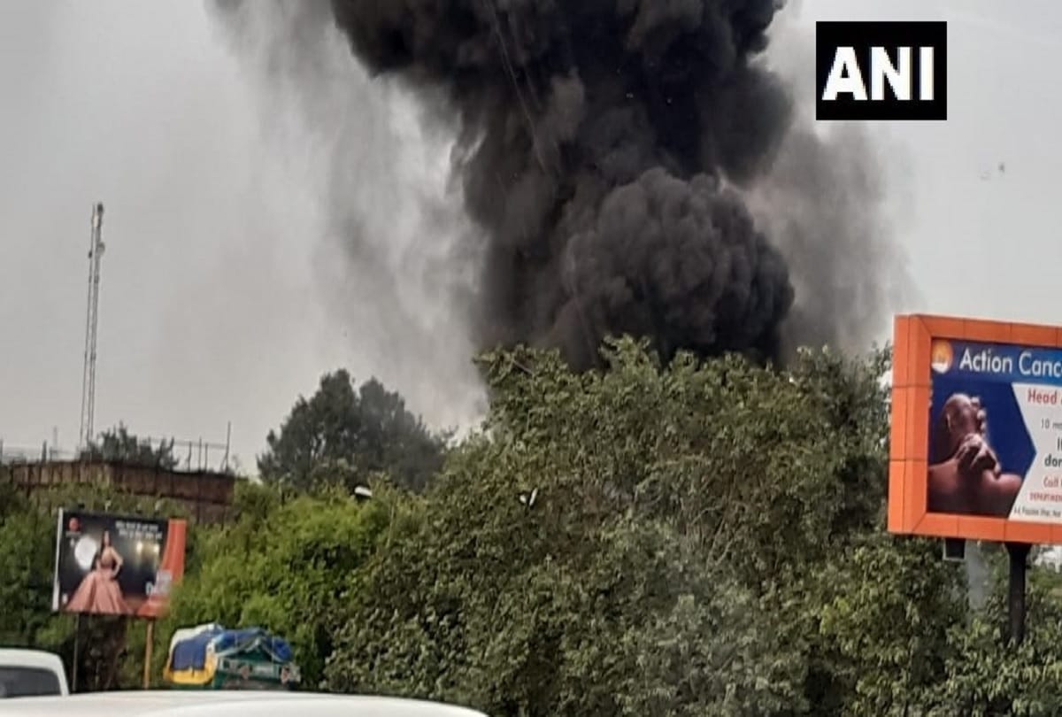 Fire breaks out at godown in Punjabi Bagh Delhi