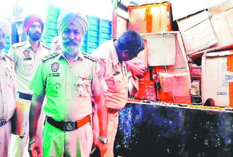 Punjab Police Raid In cracker's godowns  After Batala accident