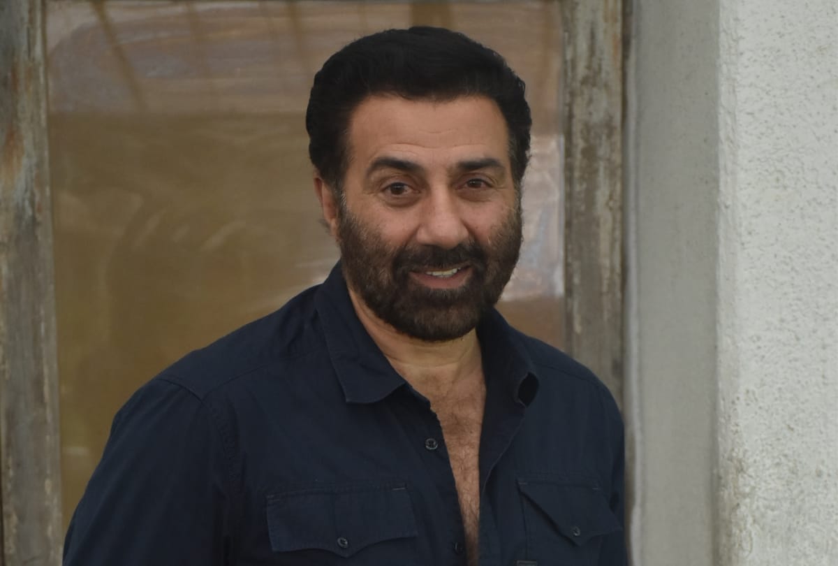 Sunny Deol Birthday: Yuvraj Singh Wishes Yuvraj Singh wishes 64th birthday to bjp leader and actor Sunny Deol