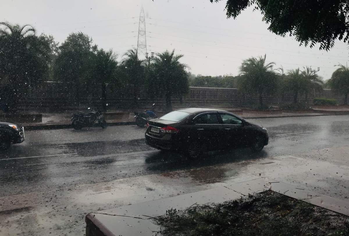 delhi receives heaviest rainfall in december after 22 years breaks record