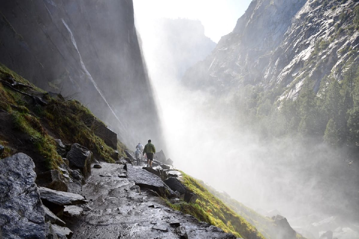 how to reach kheerganga,himachal pradesh and Why was it named Kheerganga
