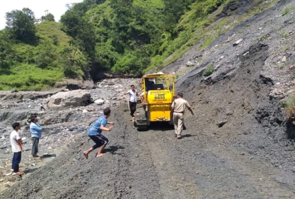 Flood in pithoragarh after Cloudburst danger situation after two days
