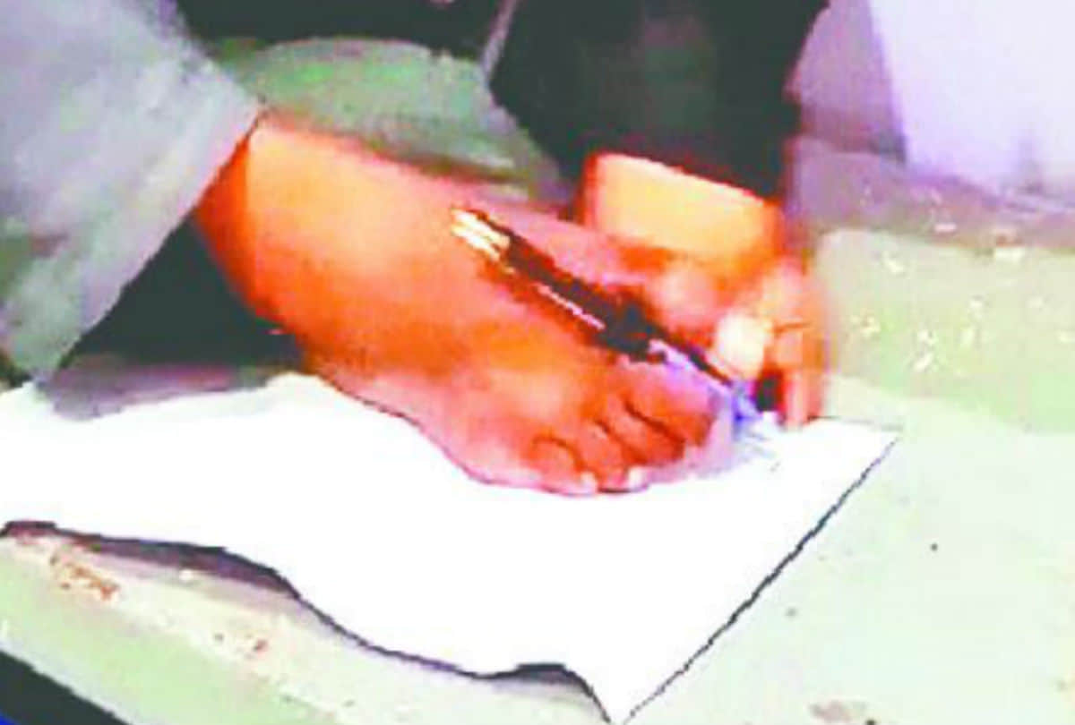 Divyang bsc student writes exam with his feet in firozabad