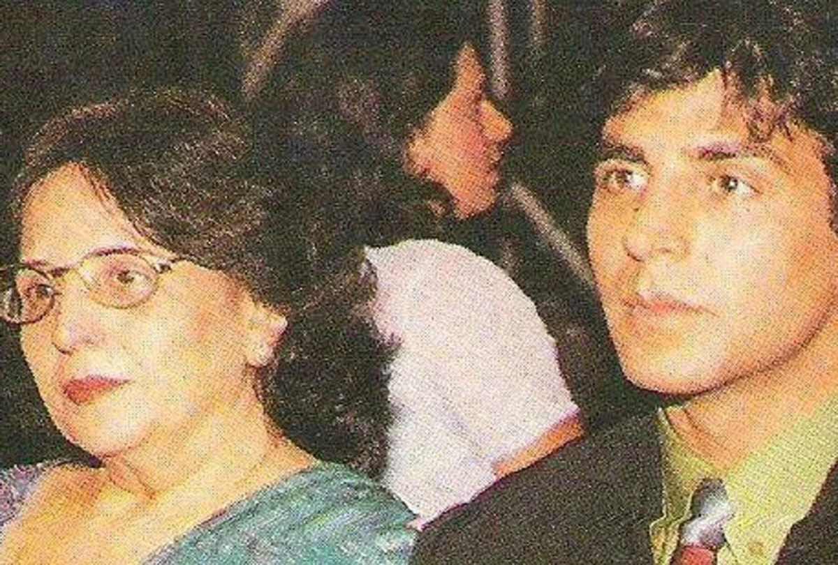 akshay kumar birthday look at his childhood photos