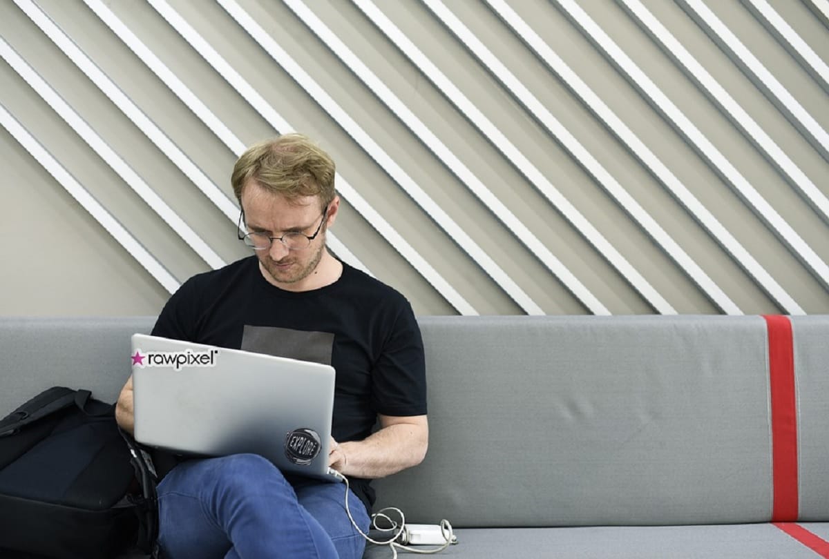 long time computer work is harmful for your body