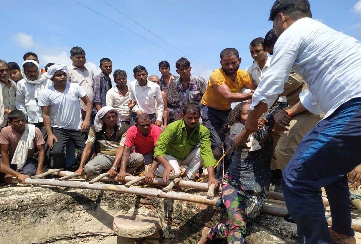 teenager falls into Sixty feet deep well Police Rescued in Bah