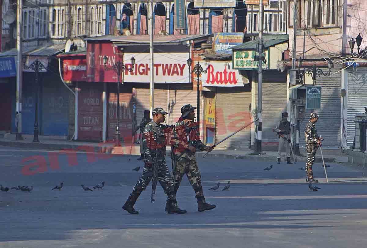 kashmir latest photos of restrictions after article 370 revoked, latest visual of jammu kashmir