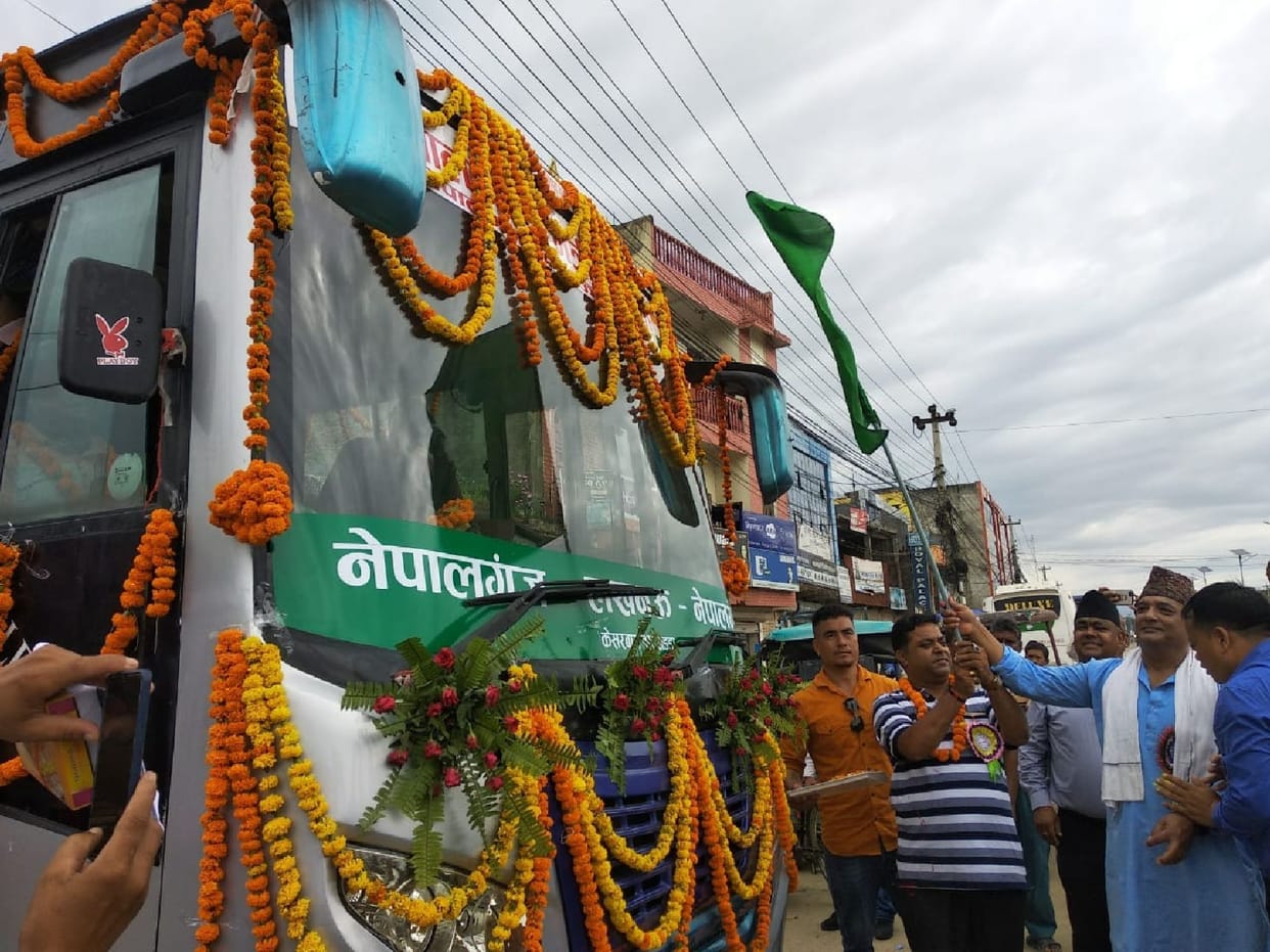 AC bus starts from Nepalganj to Lucknow