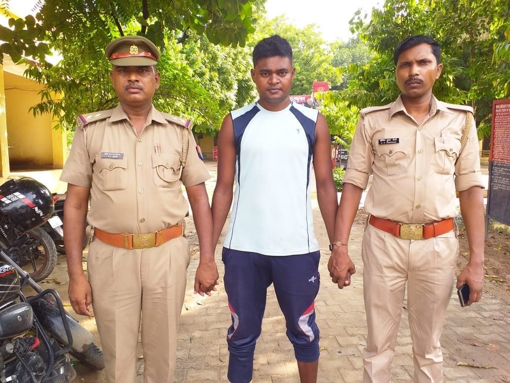 Munna Bhai entered ITBP recruitment camp, arrested