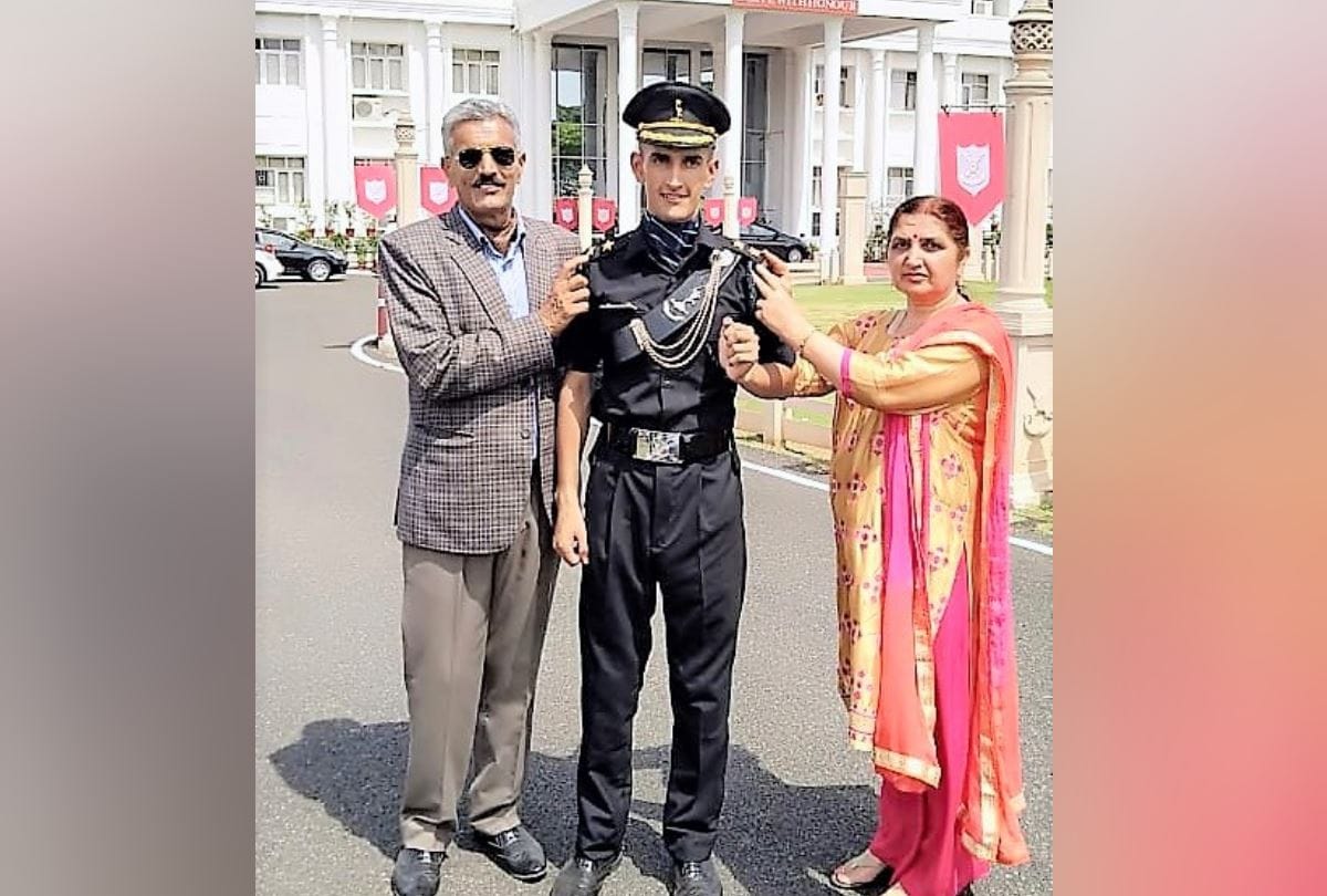 Chirah Chauhan Lieutenant in Indian Army From Kotkhai Shimla Himachal Pradesh