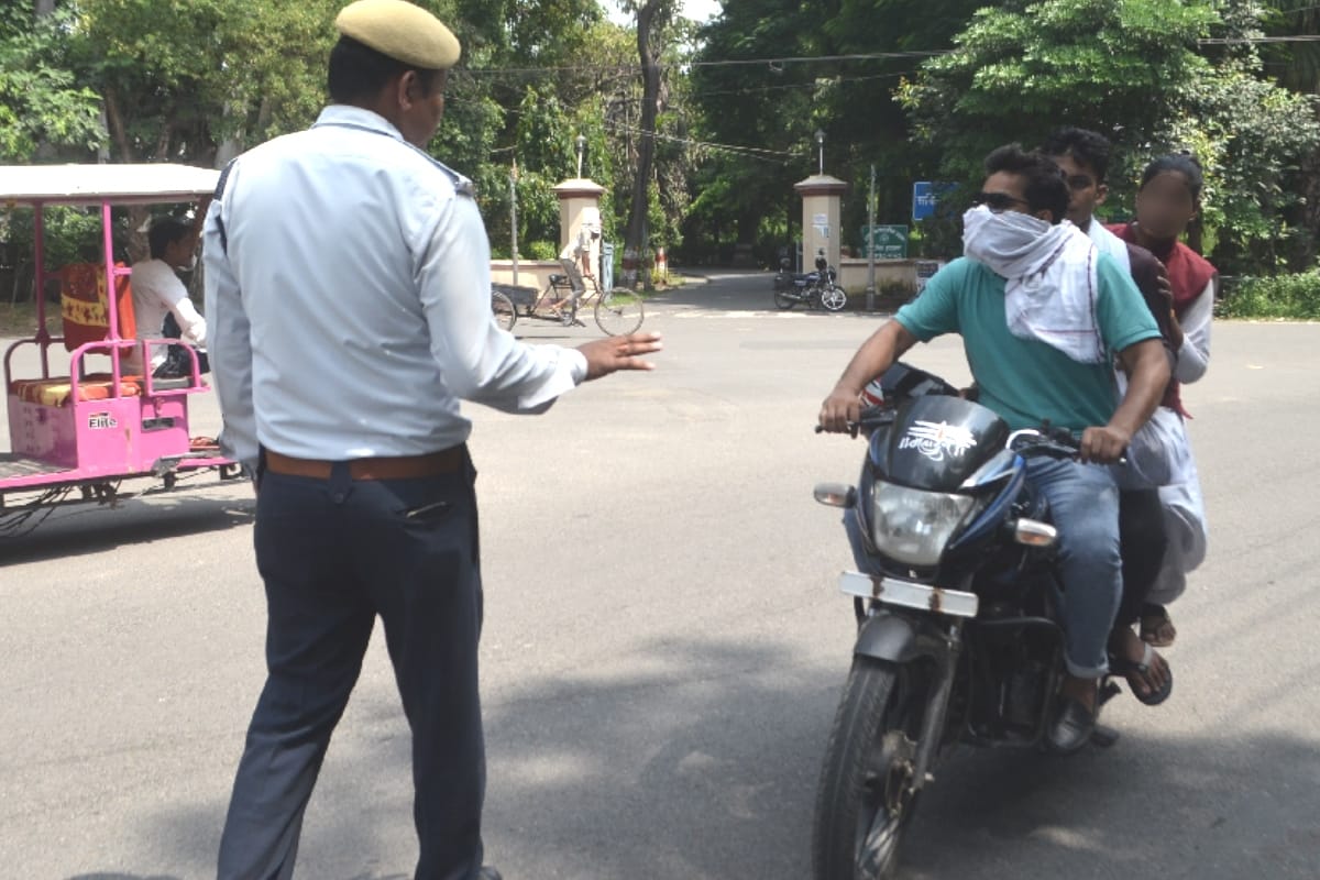 why do traffic police on covertly challan those who break traffic rules