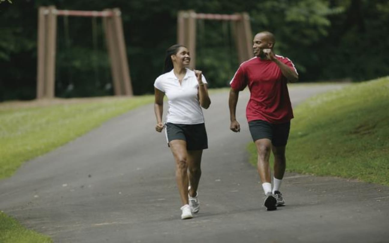 Walking Mistakes You Should Avoid Know How To Walk Properly in Hindi