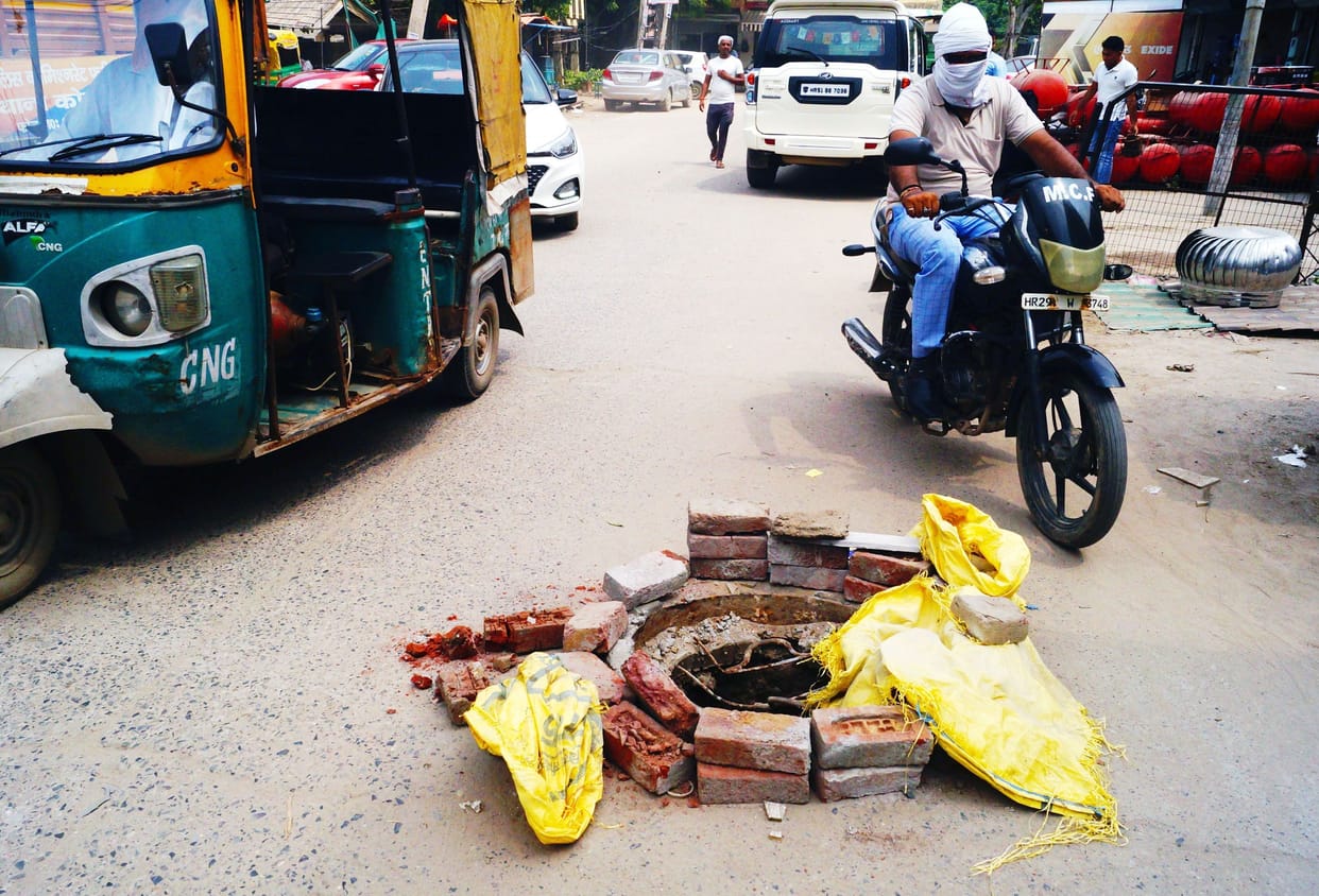 NIT area sewage issue