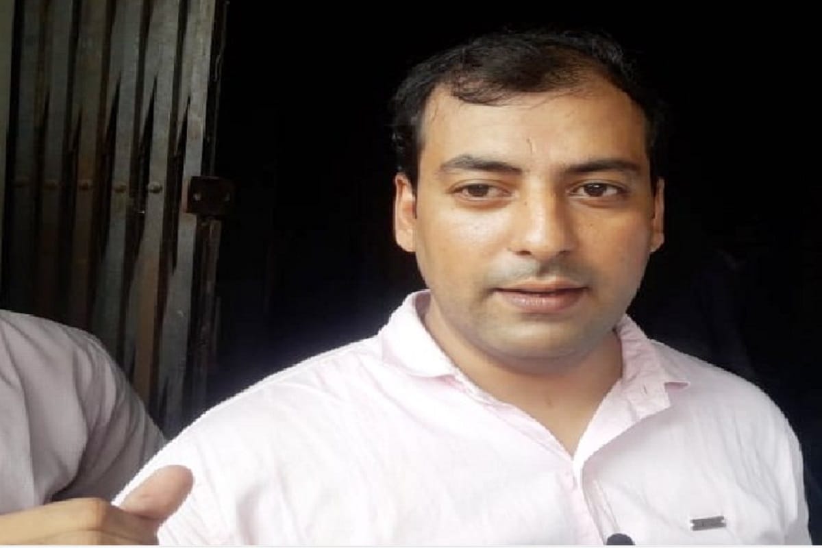 Crime is not stopping in Uttar Pradesh and for example syndicate bank loot at Baghpat city
