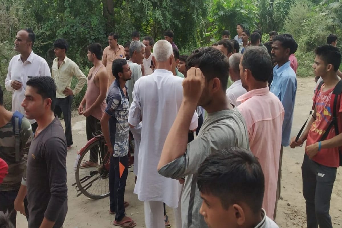 Crime is not stopping in Uttar Pradesh and for example syndicate bank loot at Baghpat city