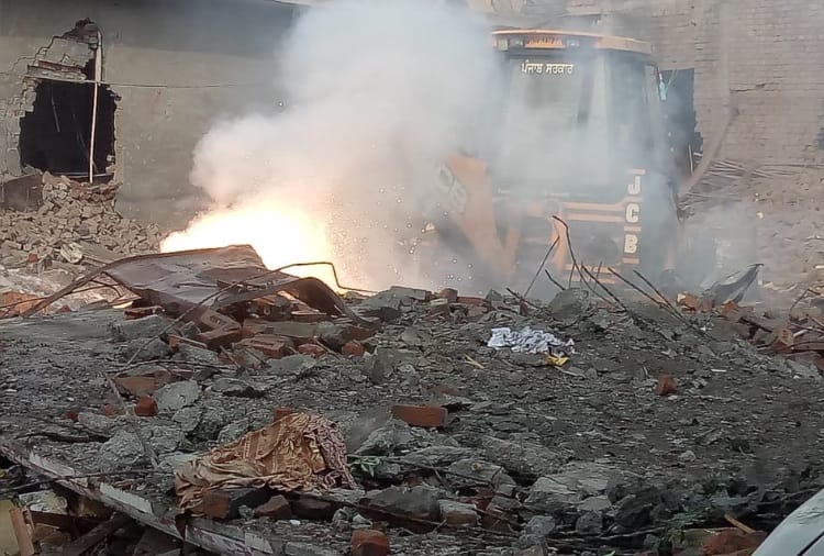 Case filed against romi mattu in btala blast, cracker factory blast