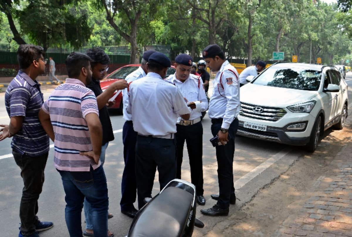 These 24 traffic rules violation has hefty penalties, state govt are reducing them