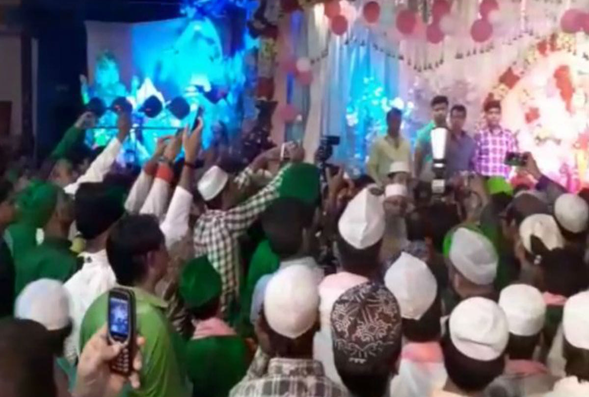 Muharram Tazia and Ganesha Pooja Celebrate with get Togeather in Agra