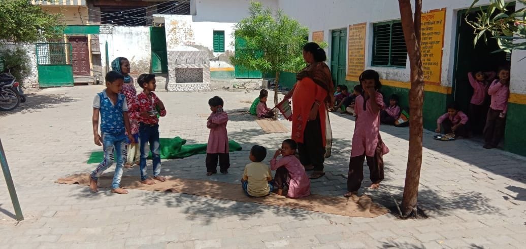 power cut in school, firozabad