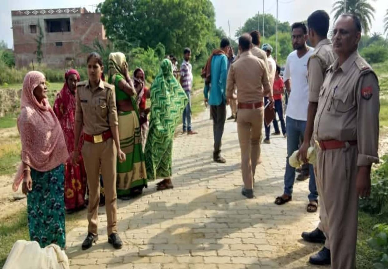 Woman dead body found in Kanpur