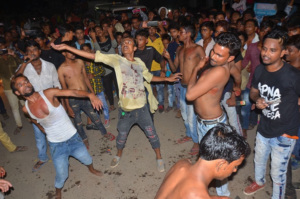 Akeed people mourned all night