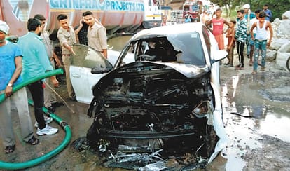Prayagraj: Ruckus, lathicharge after the death of a child falling in a drain
